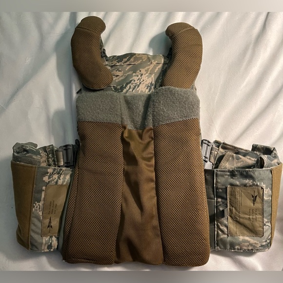 FirstSpear MBAV Strandhogg plate carrier Large 6/12 Tubes ABU overlap - Picture 3 of 8